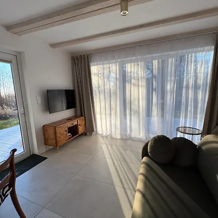 別荘 Biale Tarasy *