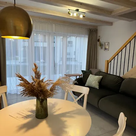 別荘 Biale Tarasy *