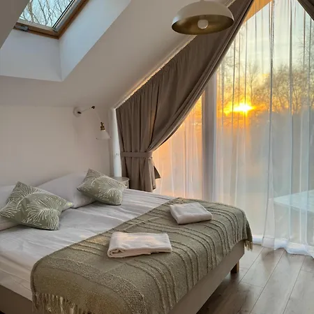 Biale Tarasy 別荘 ロゴボ